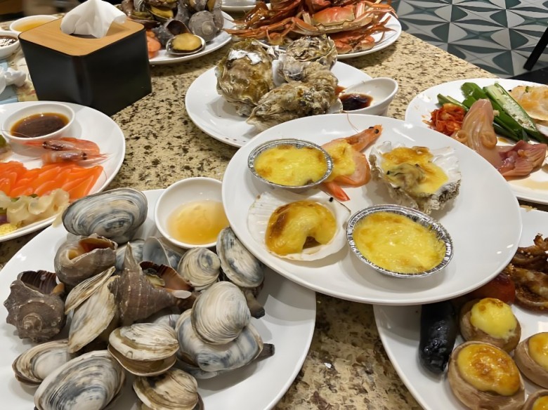 禾斗海鲜自助餐厅