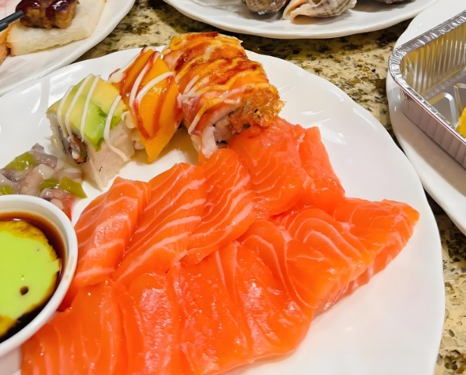 禾斗海鲜自助餐厅加盟