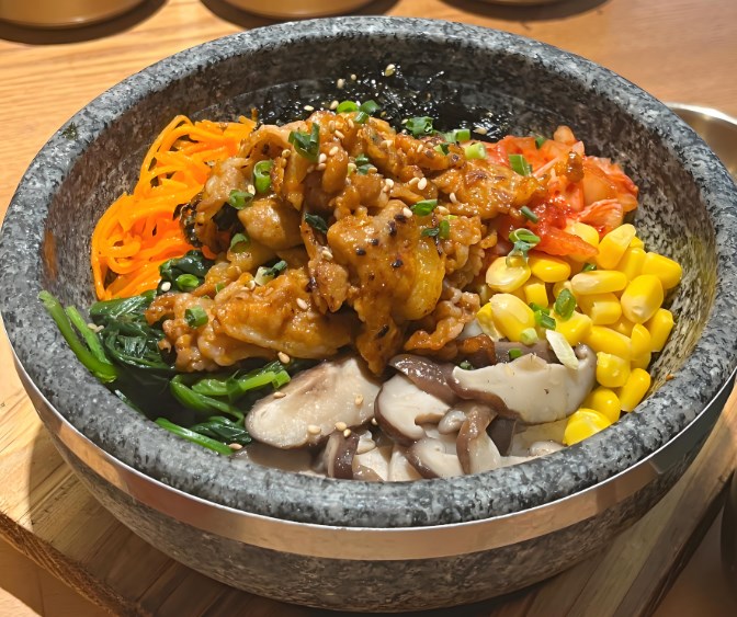 盈香村石锅拌饭