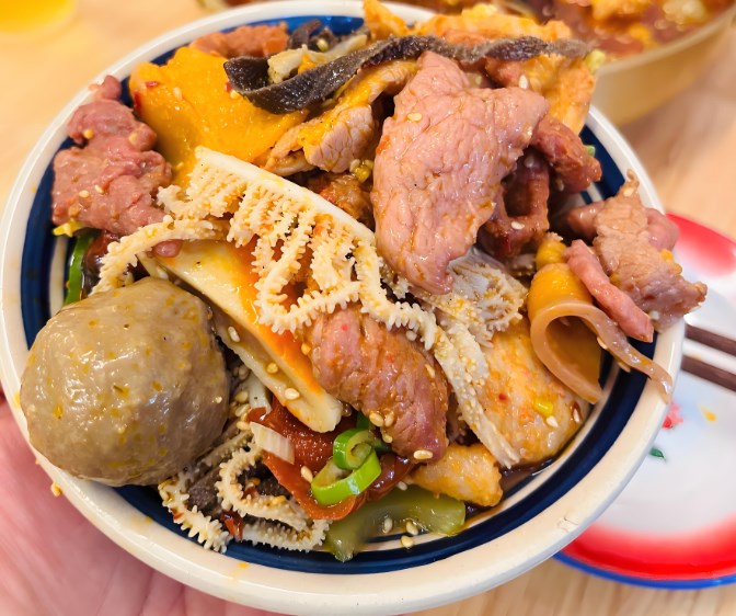 李鲜庭鲜切牛肉冒菜