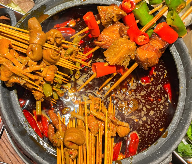 长寿老妈砂锅串串香加盟