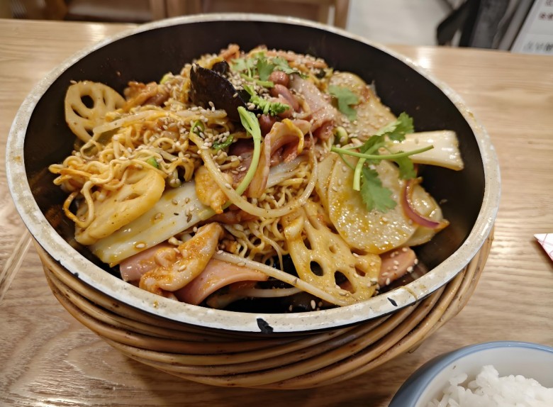 小叫花冒菜加盟