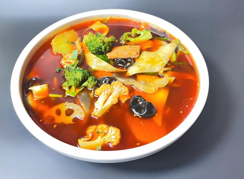 艳红麻辣烫