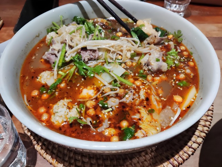 村上榕树冒菜加盟