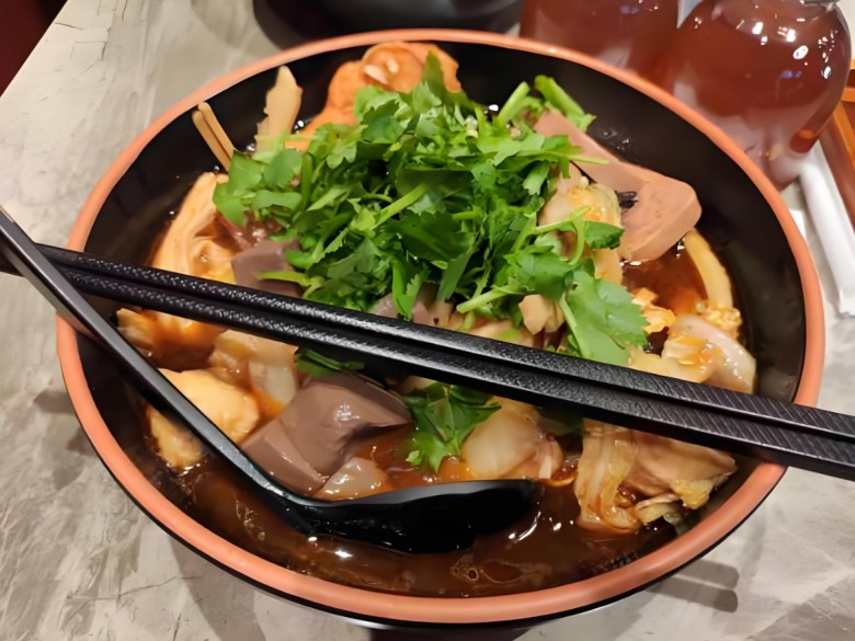 班花麻辣烫加盟