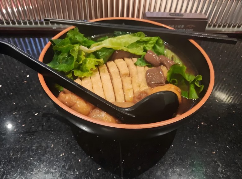 静安小亭麻辣烫