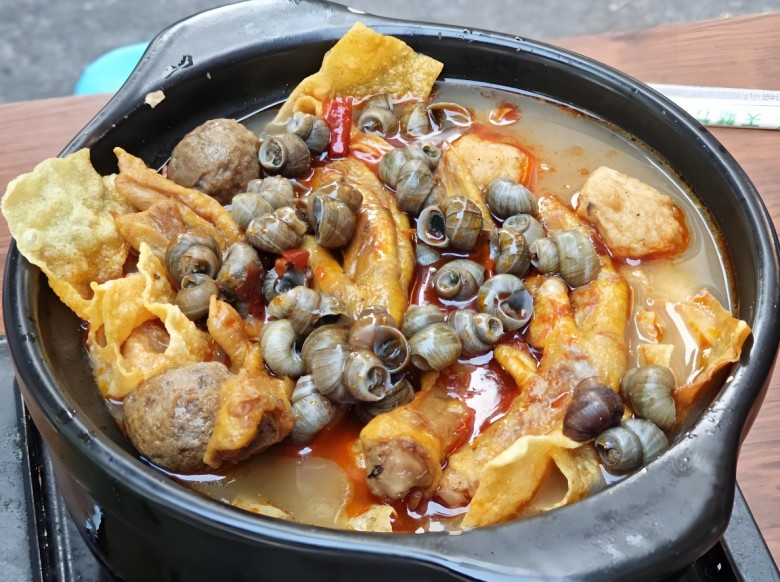 李炎灿鸭脚螺蛳粉 李炎灿鸭脚螺蛳粉