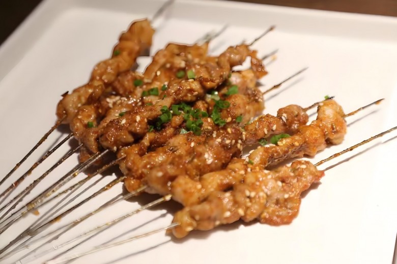 客串先生烧烤加盟