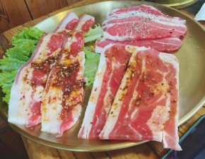 楊排風自助燒烤