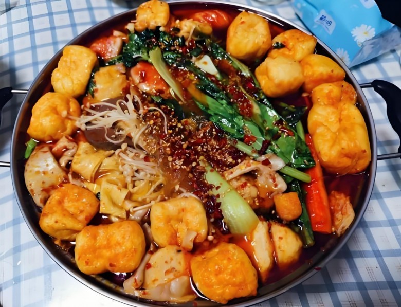 小街故事麻辣燙加盟
