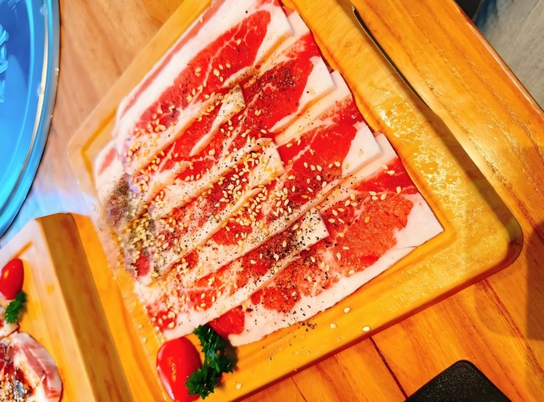 客串先生燒烤加盟