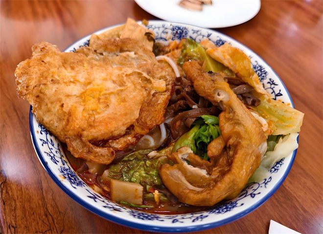 螺太鲜土味螺蛳粉火锅