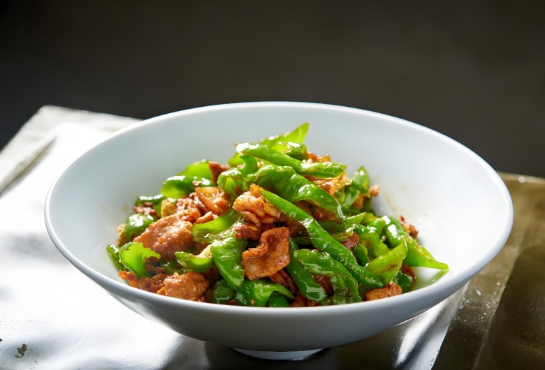 湘小闹湘菜盖码饭