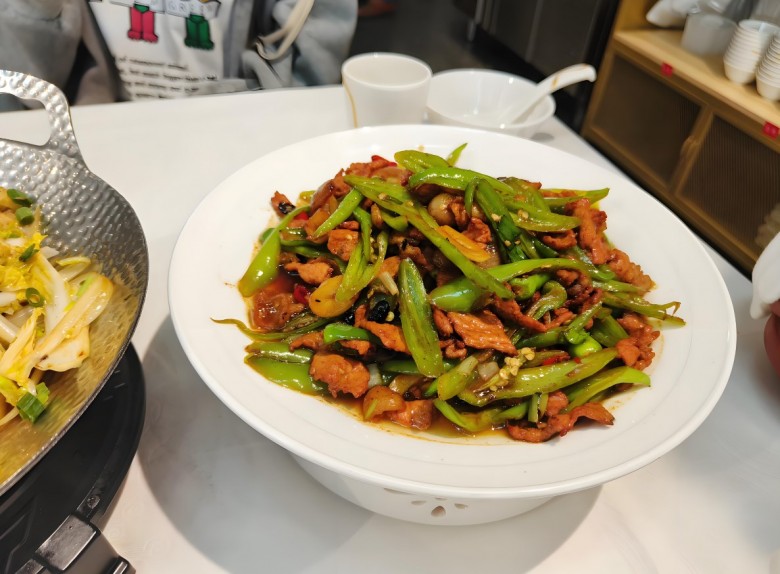 椒香玲珑湘菜加盟