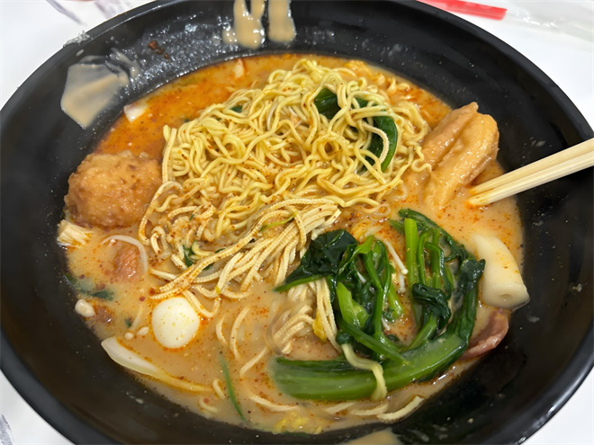 赛村花东北黏糊麻辣烫加盟