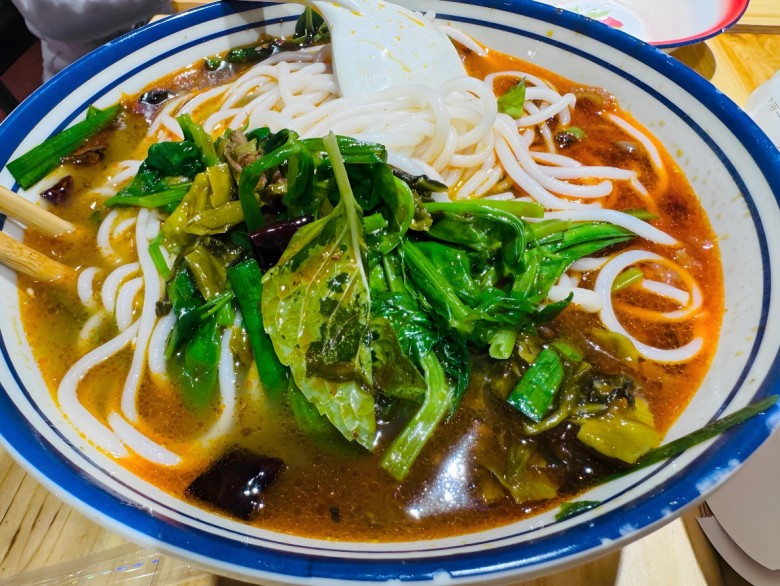 李成就鲜烫牛肉米线加盟