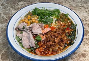 郑得鲜鲜烫牛肉米线