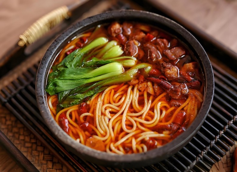 賣牛翁鮮切牛肉米線