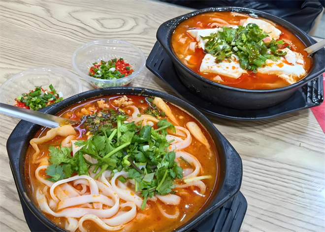 黔美人酸湯米粉加盟 黔美人酸湯米粉加盟