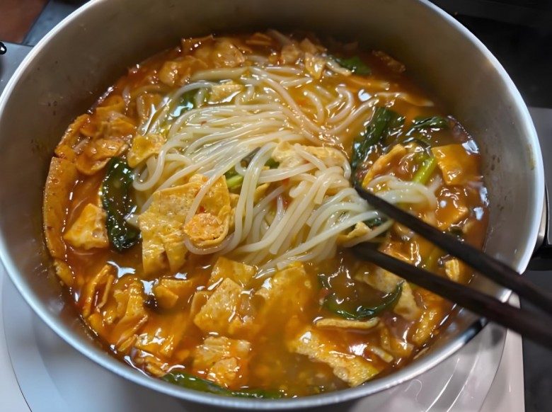 三姑螺蛳粉加盟