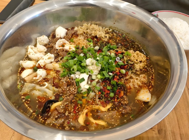 冒吧香辣冒菜加盟