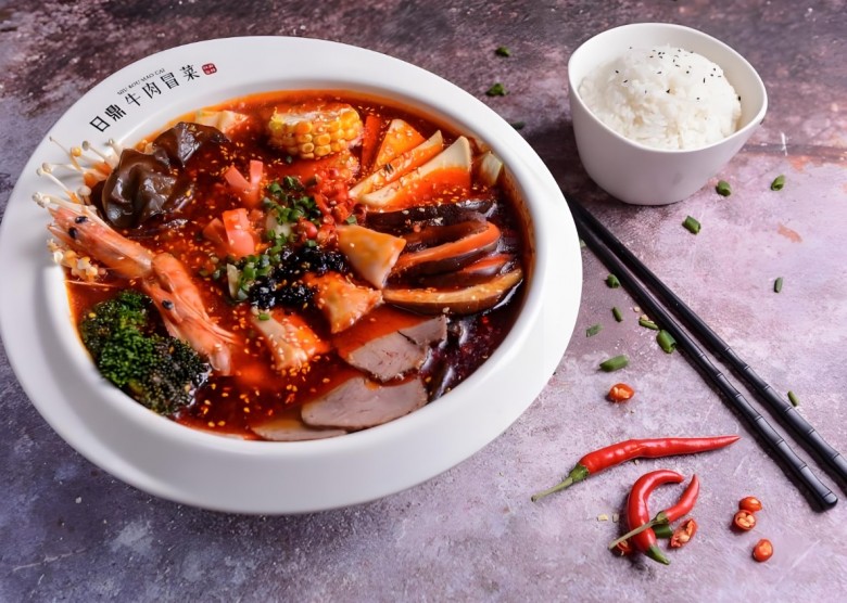 日鼎牛肉冒菜加盟