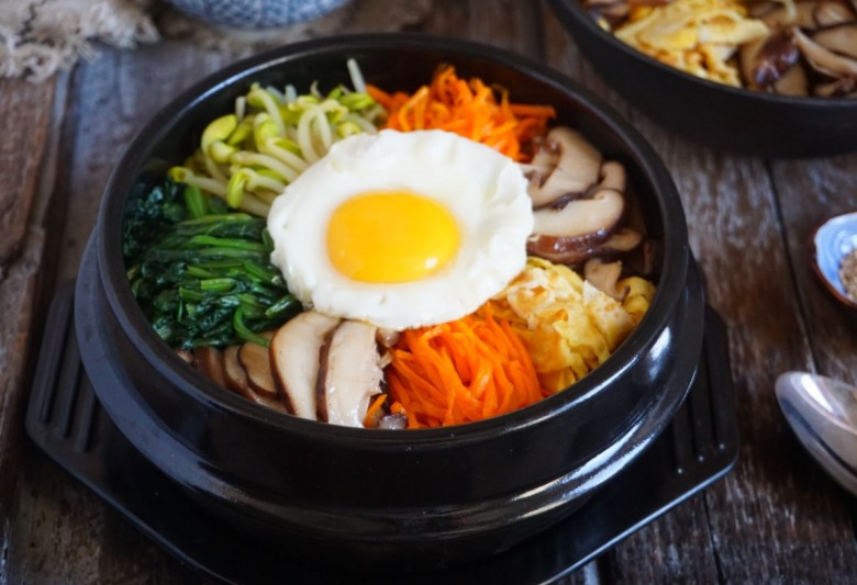 欧尼姐姐石锅拌饭加盟