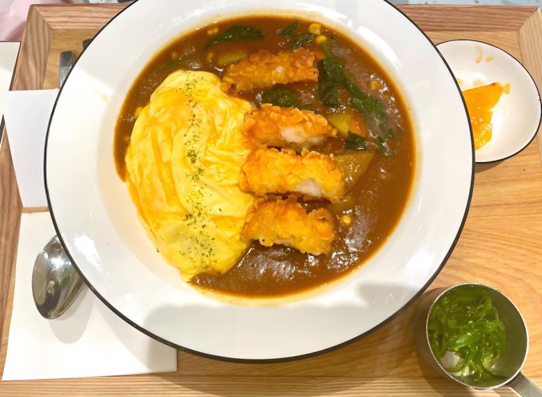 醬津津咖喱蛋包飯 醬津津咖喱蛋包飯