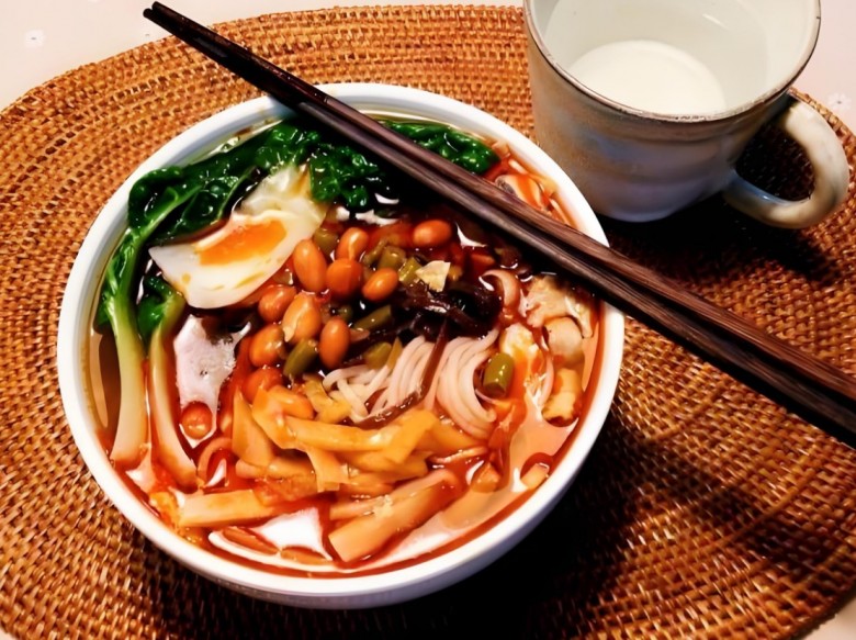 寄杨轩螺蛳粉加盟