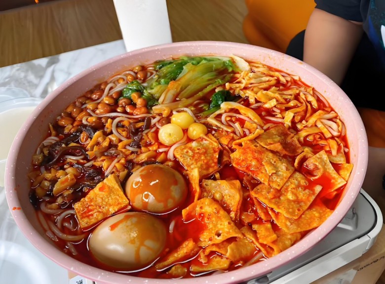 默言粉肆螺蛳粉 默言粉肆螺蛳粉