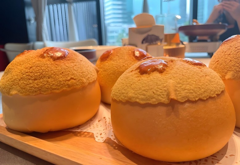 粤火婆菠萝包