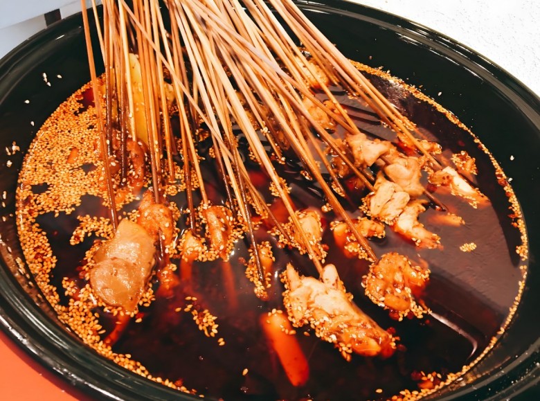 犇人串串香加盟