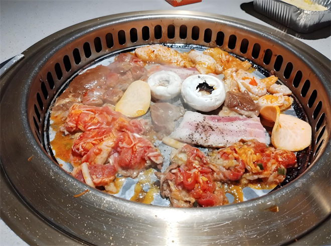 蔡大嘴烤肉自助