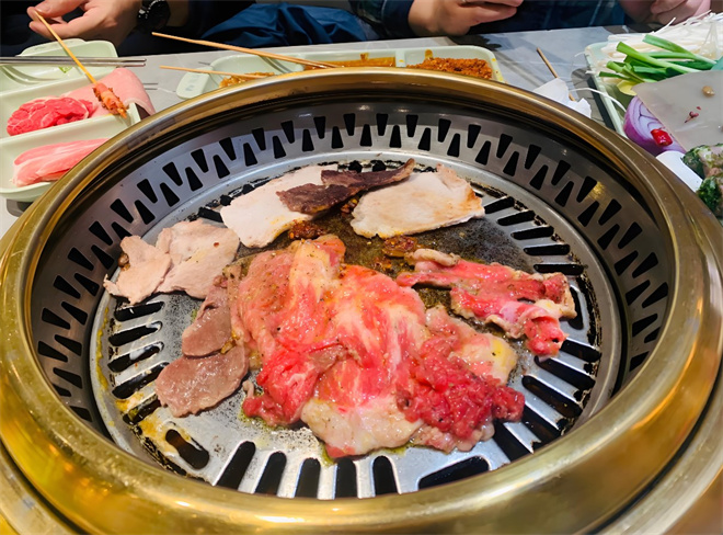 蔡大嘴烤肉自助