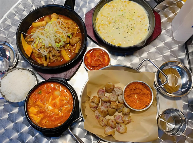 朴善姬汤饭馆加盟