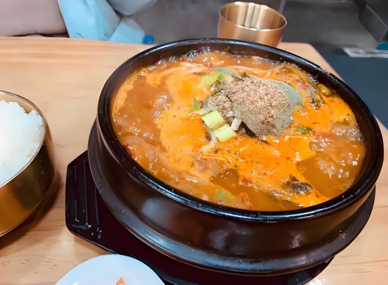 阿巴一米肠汤饭加盟