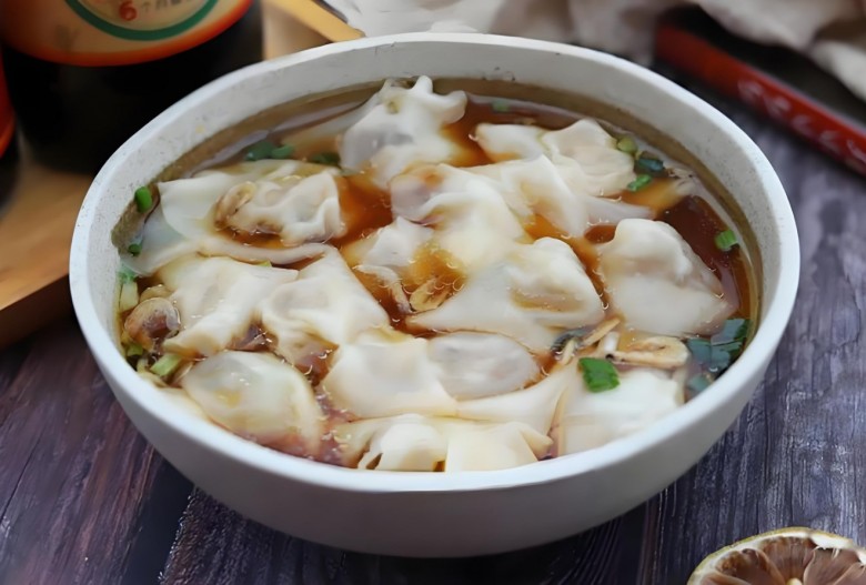 鲁滋味馄饨加盟