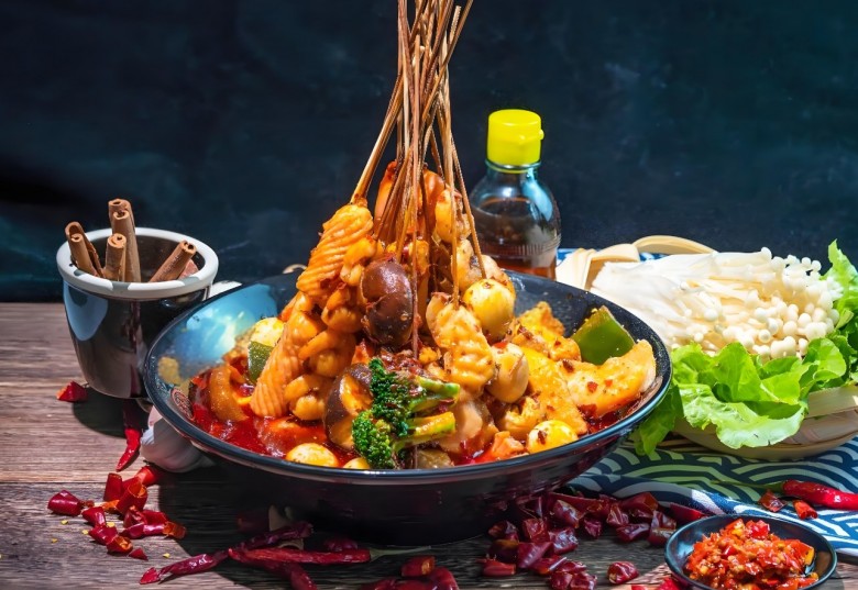 成都夜猫子串串香加盟