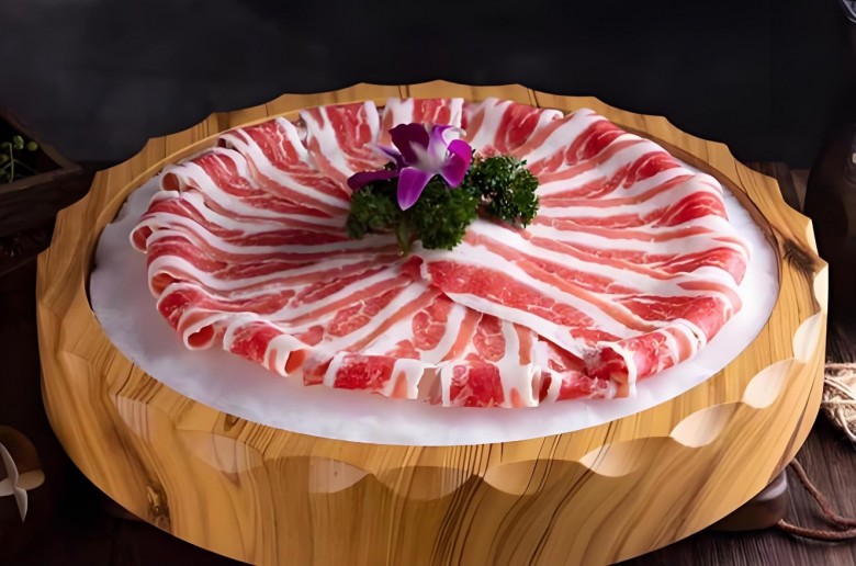 牛十四酸菜肥牛火锅加盟