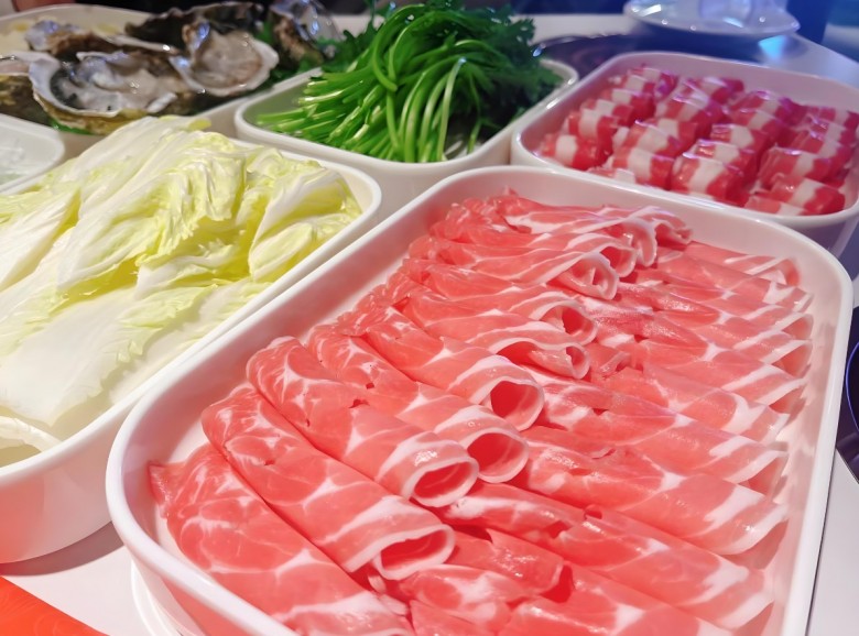 牛十四酸菜肥牛火锅加盟