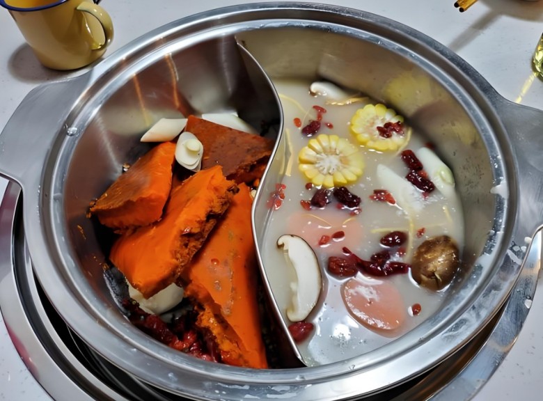 十张桌市井火锅