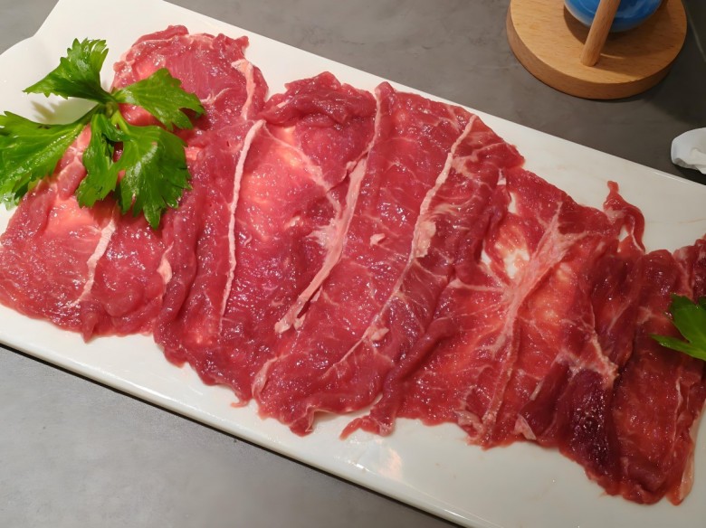 小牛滚滚贵州黄牛肉火锅加盟