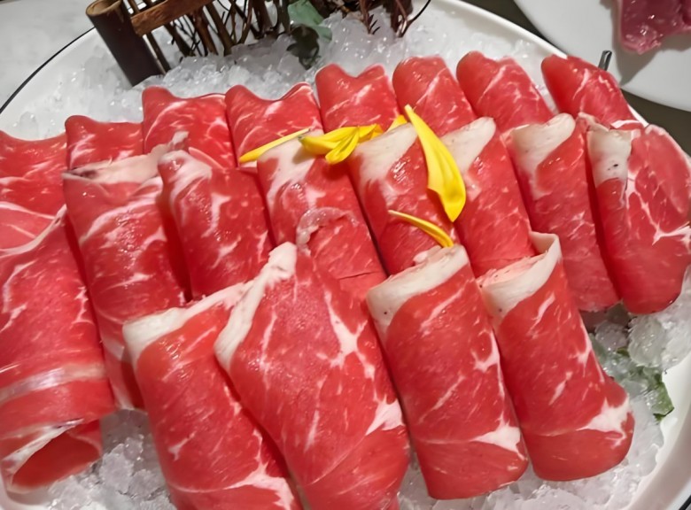 牛十四酸菜肥牛火锅