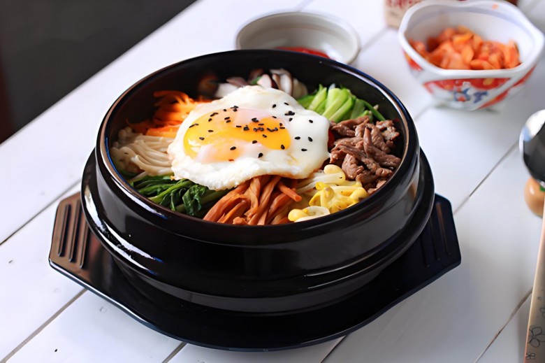 阿拉里石锅拌饭