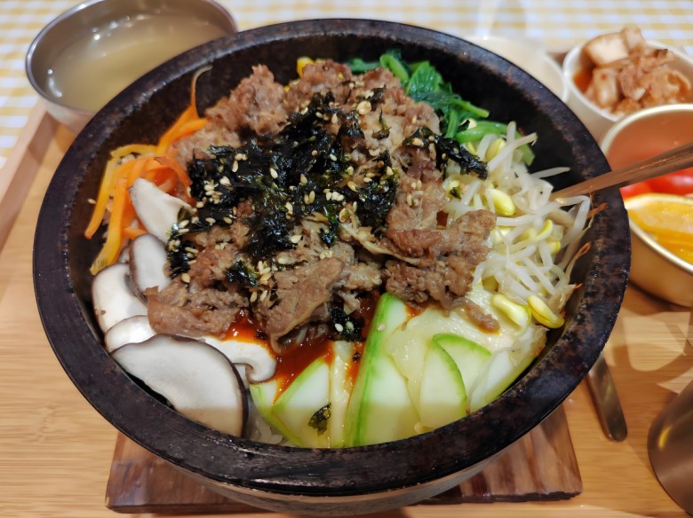 紫香园石锅拌饭