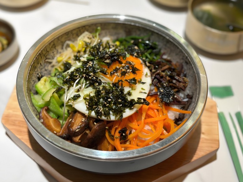 汉江缘石锅拌饭