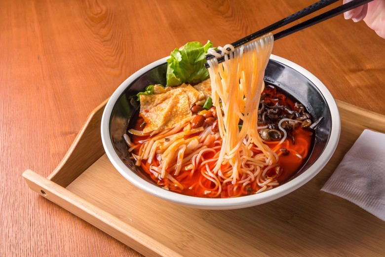 恭膳轩柳州螺蛳粉加盟