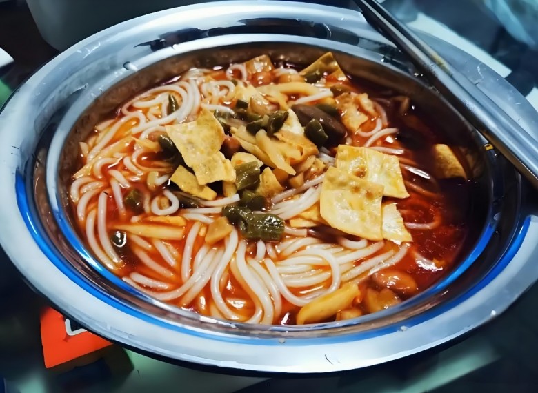 螺蛳佳螺蛳粉火锅