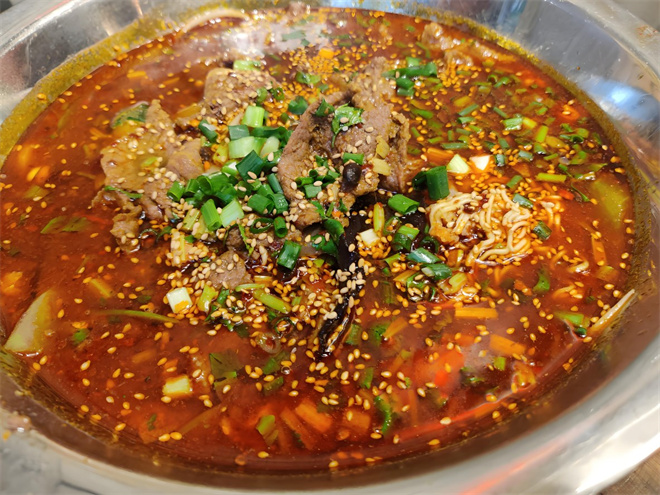 卧喜铺子牛肉冒菜