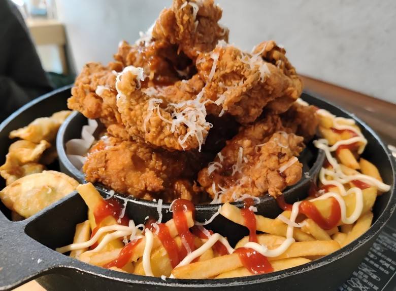 锅几锅几芝士炸鸡加盟